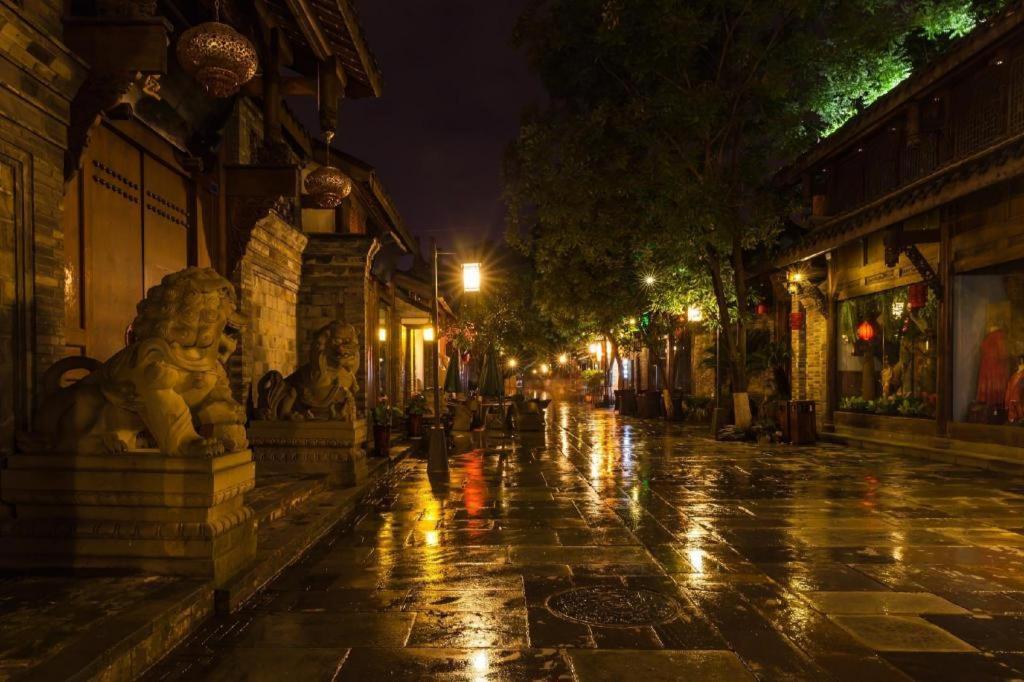 7 Days Inn Chengdu Kuanzhai Alley Huapaifang Metro Station Exterior foto